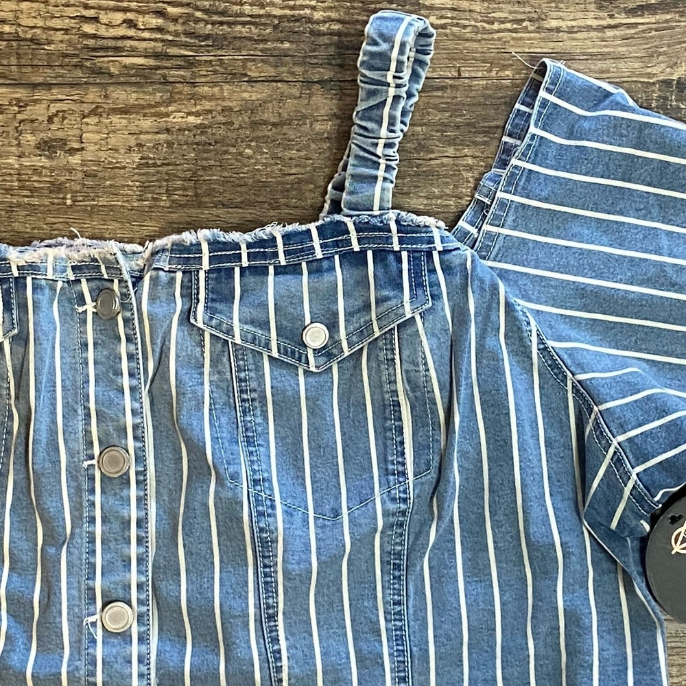 One5One Denim Stripe Cold Shoulder Cropped Top 3X Y2K Revival Western Rodeo Chic - Picture 3 of 13